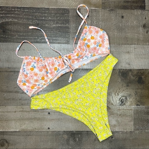 SHEIN Swim Bikini Bundle Set size Medium - Picture 1 of 9